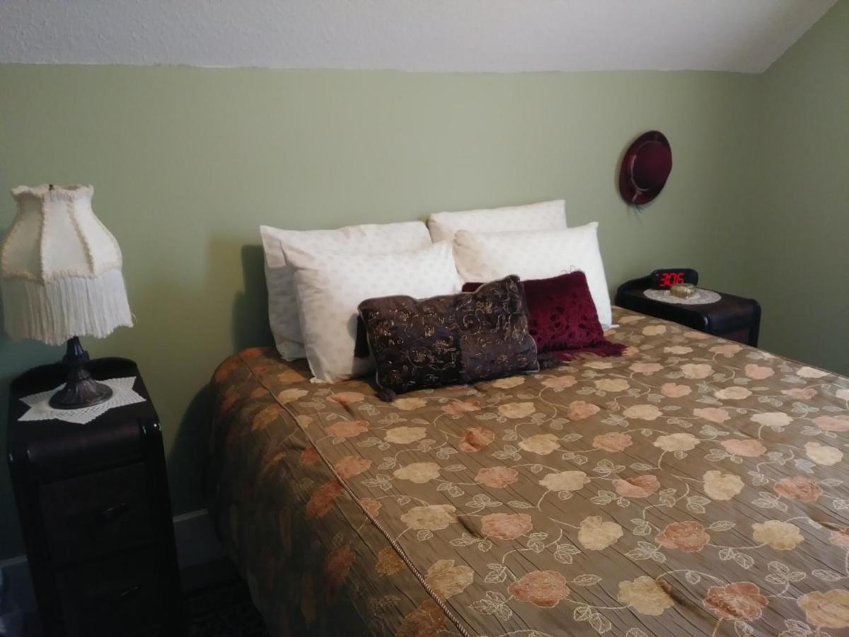 The Sturgis Motel Екстер'єр фото