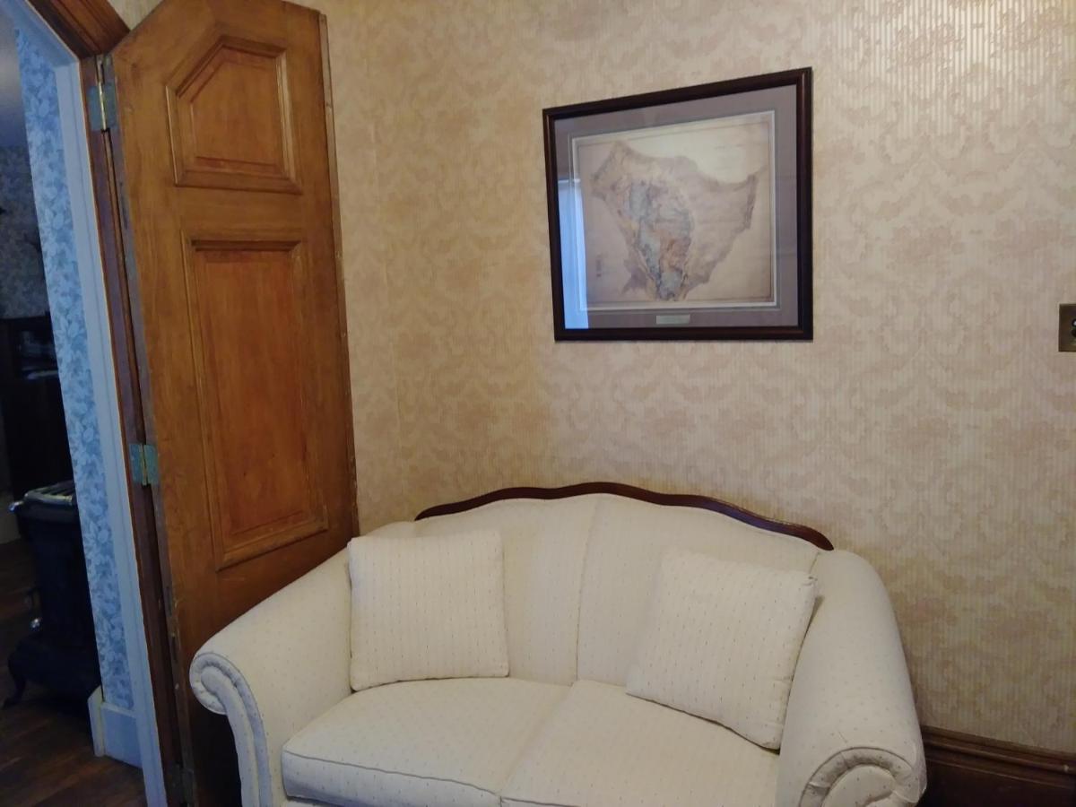 The Sturgis Motel Екстер'єр фото